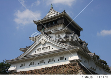 小倉城 城 塀 昼の写真素材