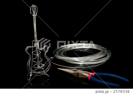 針金細工 針金 アート クラフト ミニチュア 模型の写真素材