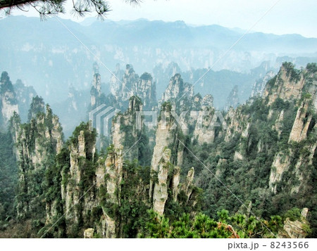 ハレルヤ山 中国の写真素材 Pixta