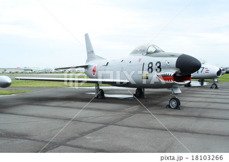 F-86セイバー F86の写真素材 - PIXTA F-86セイバー F86の写真素材 - PIXTA