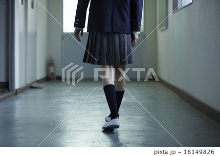 上履き 女子高生の写真素材 - PIXTA