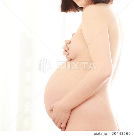 臨月裸 