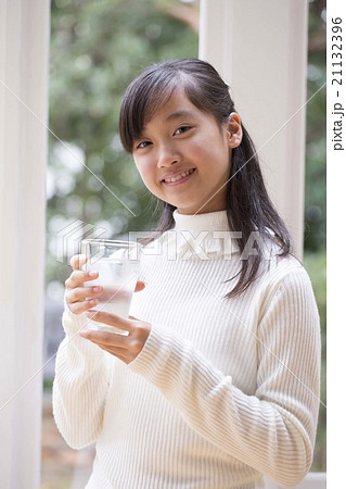 小学生美少女ヌード 