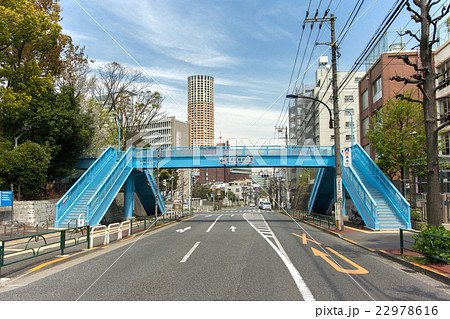 横断歩道橋の写真素材