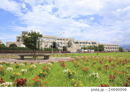 埼玉県立伊奈学園総合高等学校の写真素材