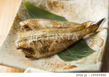 焼き魚 ハタハタ 食べ物 焼きハタの写真素材