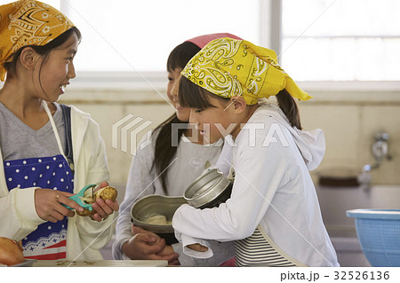 飯盒炊爨の写真素材