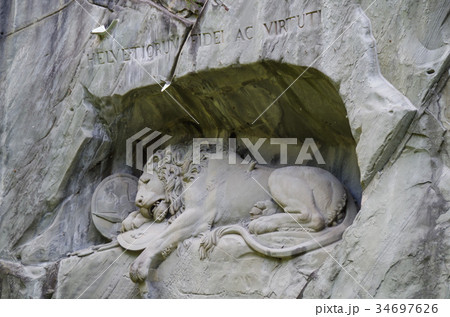 スイス ルツェルン 瀕死のライオン像 switzerlandの写真素材 - PIXTA