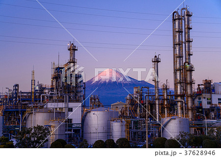 スチームパンク 工場の写真素材