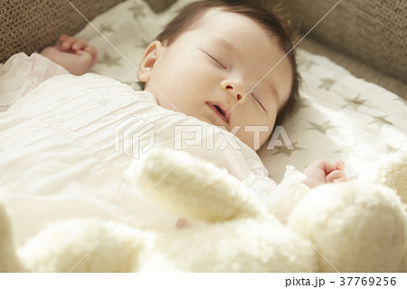 外国人赤ちゃんの写真素材
