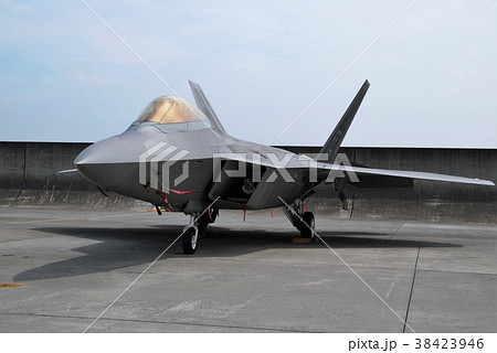 F 22 ステルス 戦闘機 コックピットの写真素材