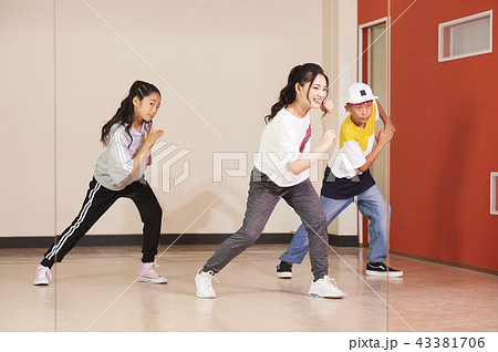 ダンス教室の写真素材