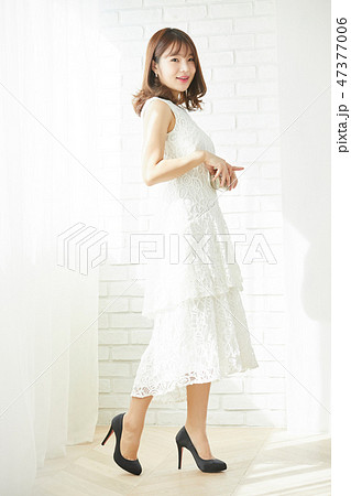 Stunning Young Woman Posing in Western Wear - Tap Dance Stock Image - Image  of rural, pose: 79891013