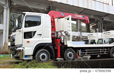 ユニック車 ユニック クレーン車 作業車両の写真素材