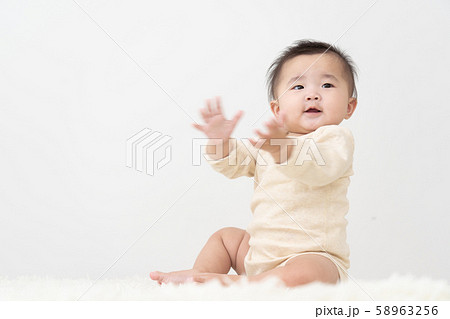 拍手 赤ちゃん 赤ちゃんはいつ拍手しますか？さらに、このマイルストーンを奨励する方法