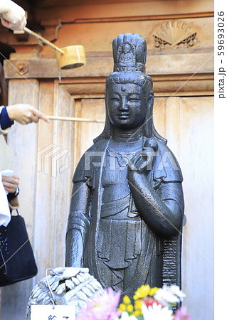 洗い観音 仏像 とげぬき地蔵 巣鴨の写真素材