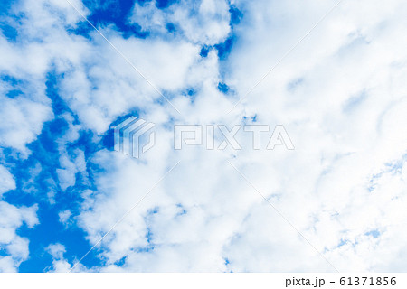 しらす雲の写真素材