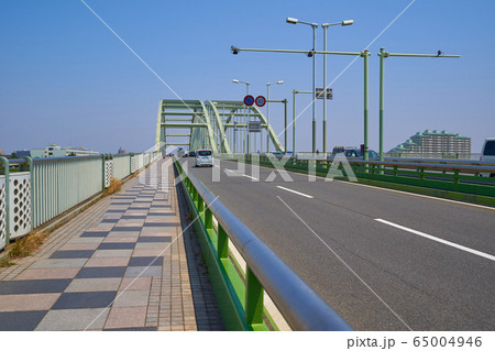 多摩水道橋 多摩川 河川敷 県境の写真素材 多摩水道橋 多摩川 河川敷 県境の写真素材