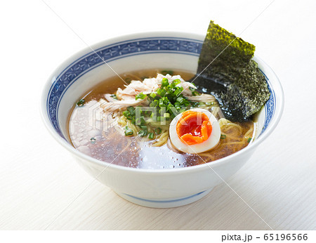 チキンラーメンの写真素材