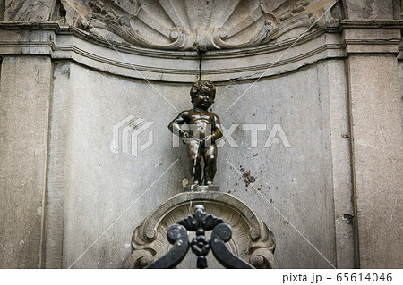 小便小僧 噴水の写真素材 - PIXTA