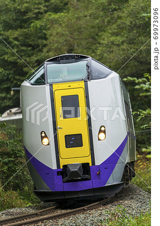 電車 正面 列車の写真素材 電車 正面 列車の写真素材