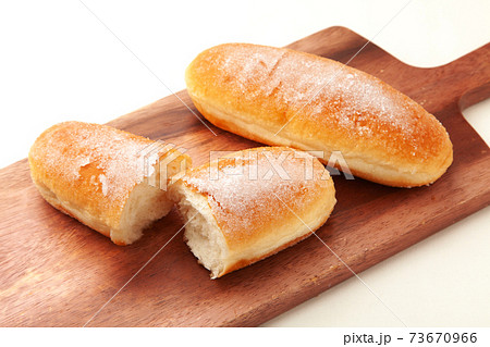 給食 揚げパン パン 揚物の写真素材