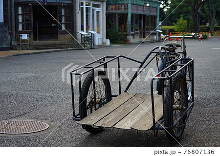 自転車 リヤカー 昭和 レトロの写真素材 - PIXTA