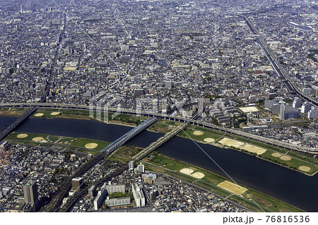 空撮 東京都 足立区 航空写真の写真素材