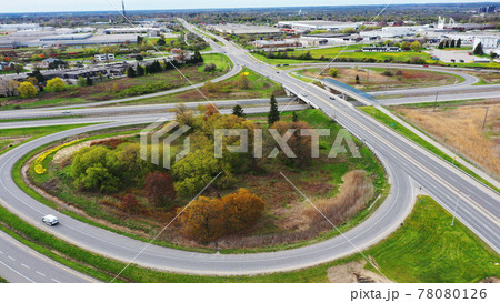 高速道路 ジャンクション インターチェンジ 丸いの写真素材