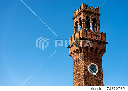 時計塔 ムラーノ島 ベネツィア イタリアの写真素材