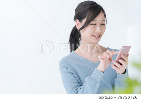 スマホ スマートフォン の写真素材集 ピクスタ