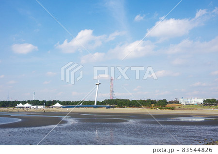 葛西臨海公園 海 ビーチ 風景の写真素材