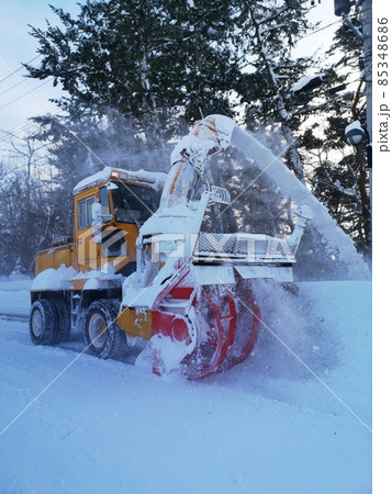 除雪車 除雪 寒冷地 ロータリー除雪車の写真素材 除雪車 除雪 寒冷地 ロータリー除雪車の写真素材