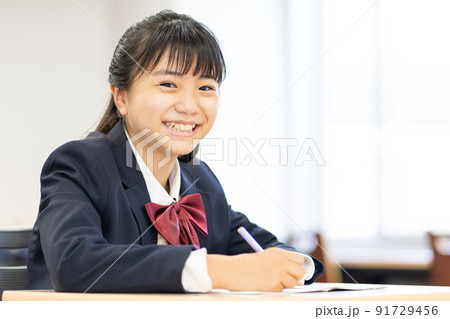 中学生　おまんこ　写メ 