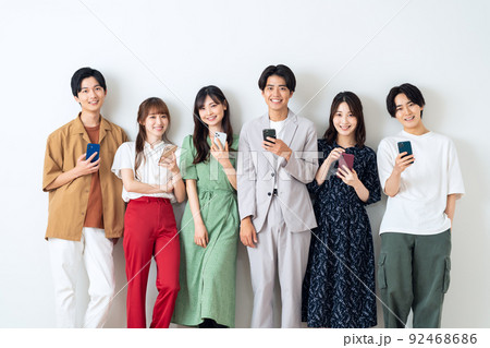 女子大学生集合写真 集合写真 大学生 女性 男性の写真素材 - PIXTA