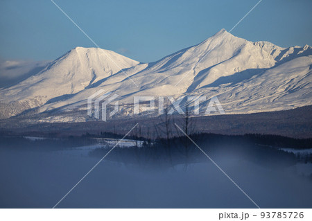 大雪山連峰 Images – Browse 505 Stock Photos, Vectors, and