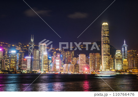 夜景 香港 100万ドルの写真素材 - PIXTA