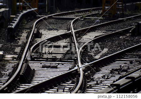 線路 レール 鉄道 切替ポイントの写真素材 - PIXTA