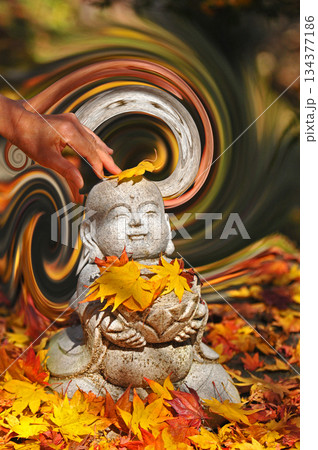 紅葉 秋 お地蔵さん 地蔵の写真素材 - PIXTA